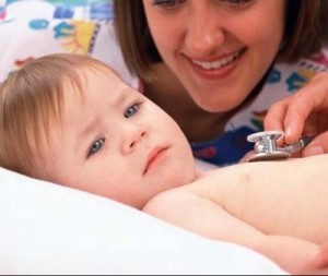 điều trị viêm tiểu phế quản ở trẻ nhỏ